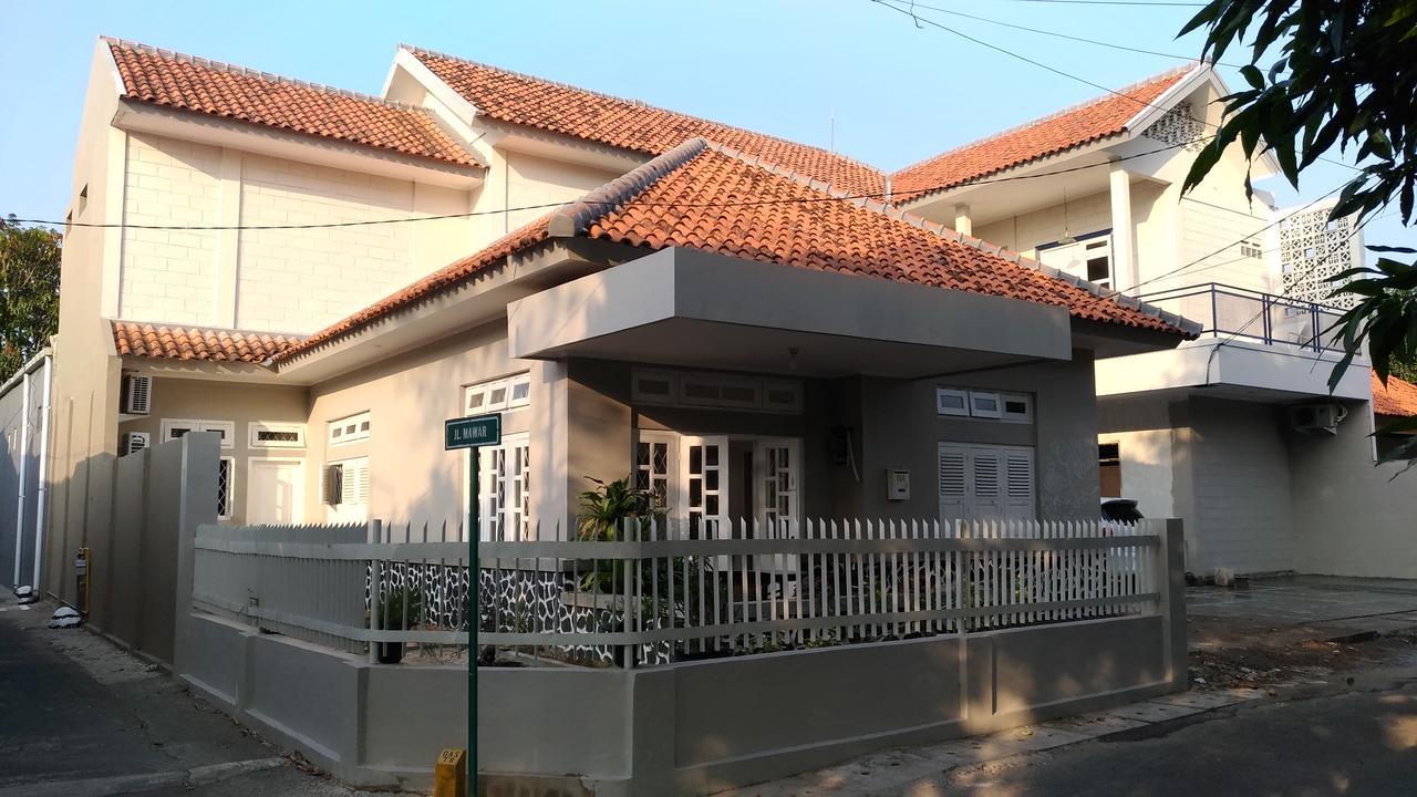 Roemah Kesambi Hotel Cirebon Exterior photo